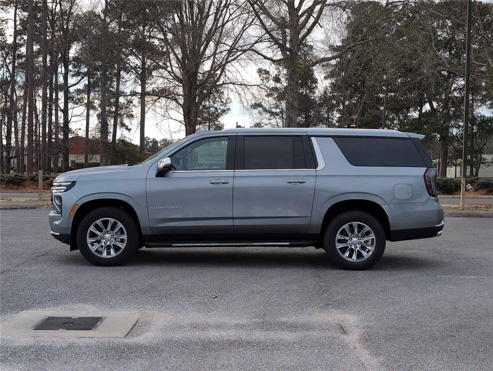 2026 Chevrolet Suburban Premier - Photo 7