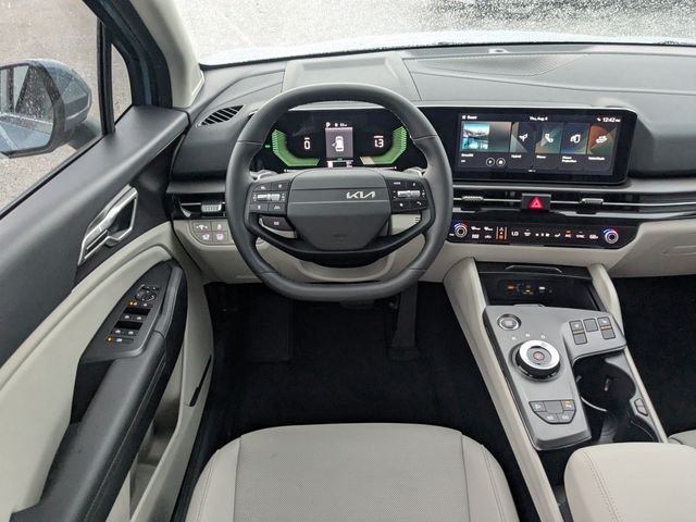 New 2027 Heritage Blue Kia EX image 15
