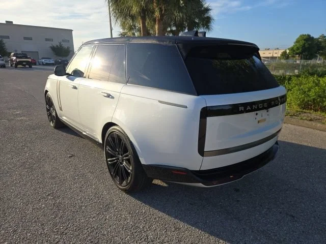 Certified Used 2024 Ostuni Pearl White Metallic Land Rover SE image 3
