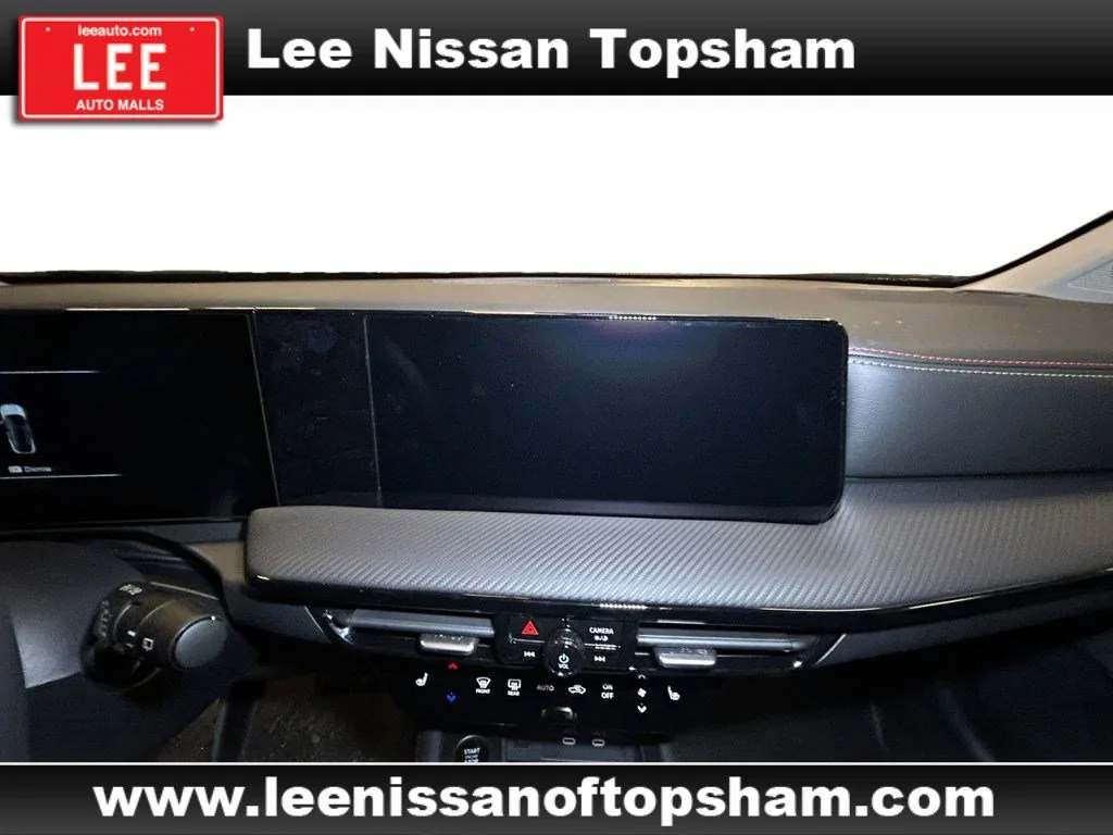 New 2026 Deep Blue Pearl Nissan SR image 11