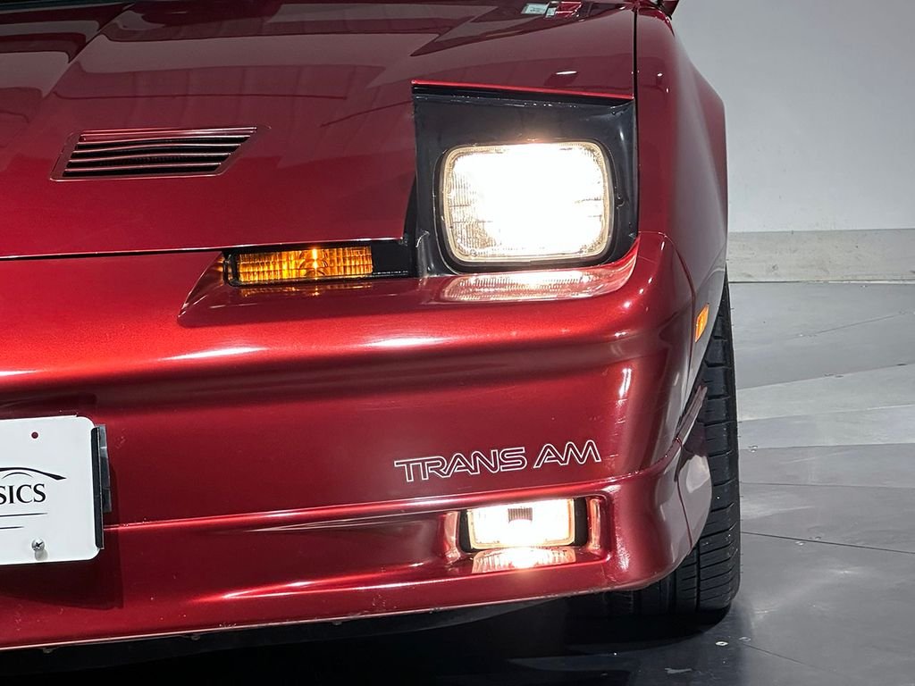 Used 1987 Red Pontiac  image 20