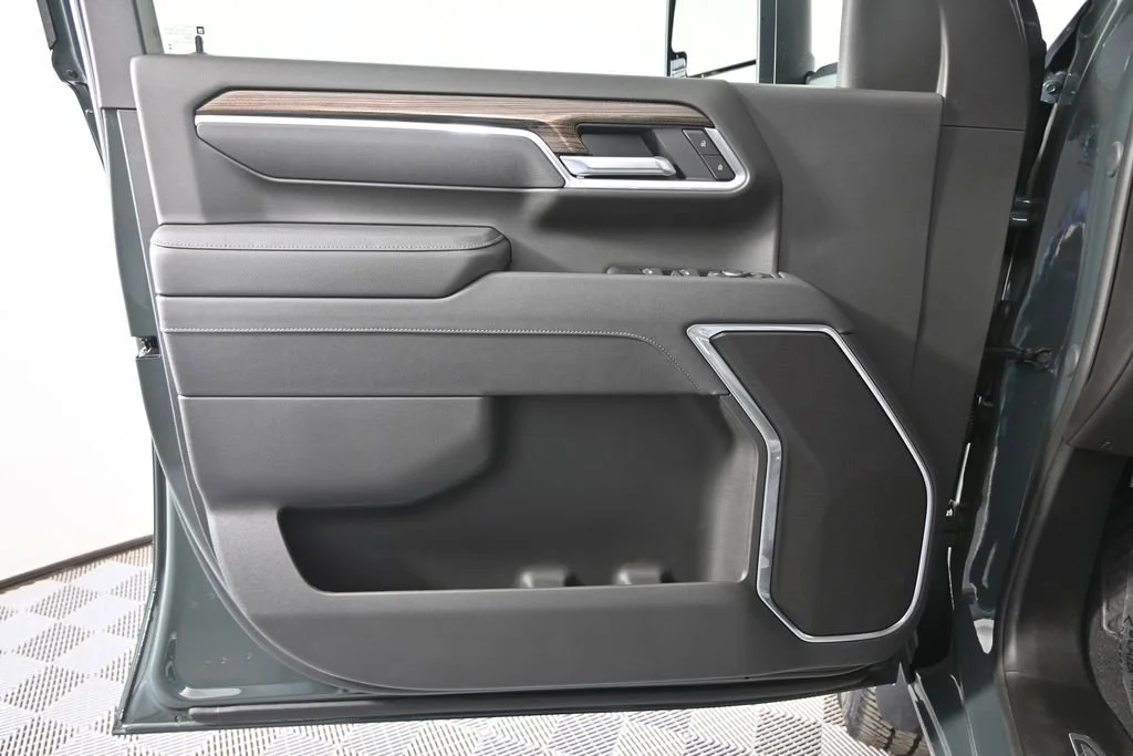 2026 Chevrolet Silverado 3500 HD LT - Photo 18