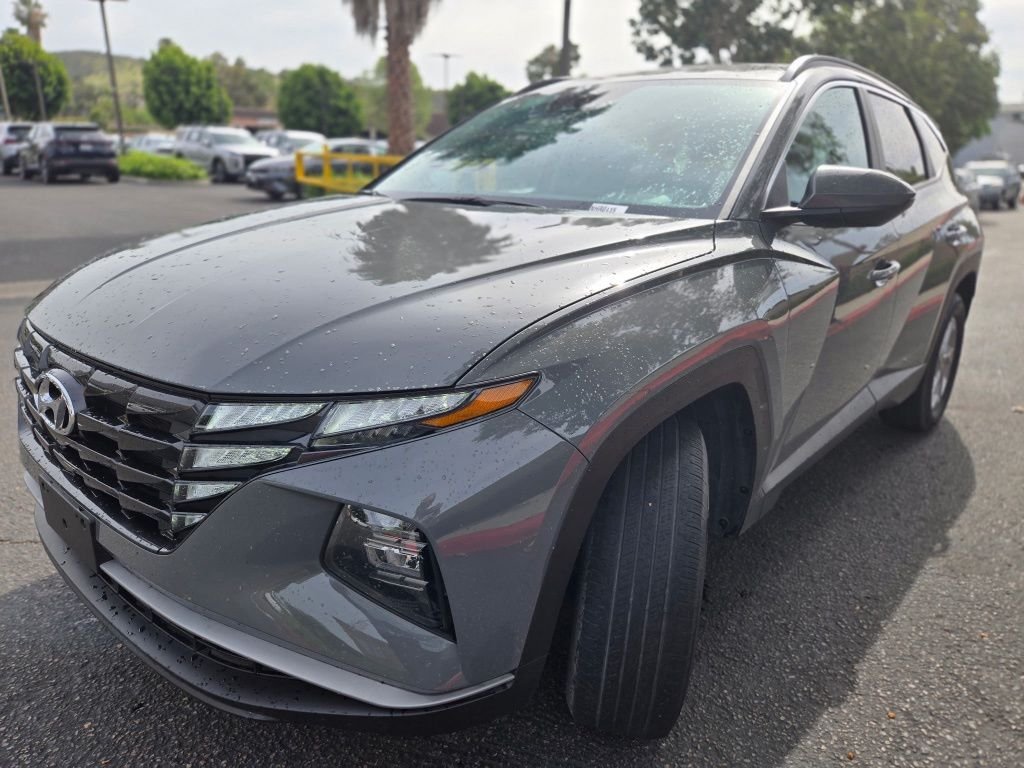 Used 2024 Gray Hyundai SEL image 5