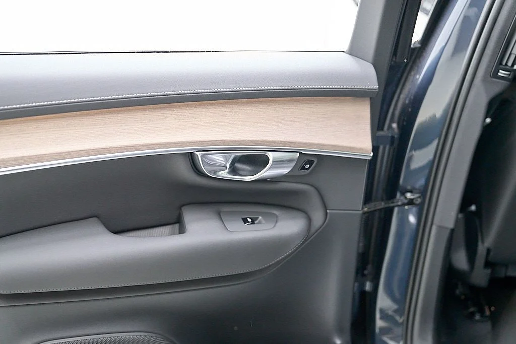 New 2026 Denim Blue Volvo Plus image 21