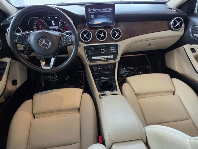 Used 2019 White Mercedes-Benz GLA 250 image 8