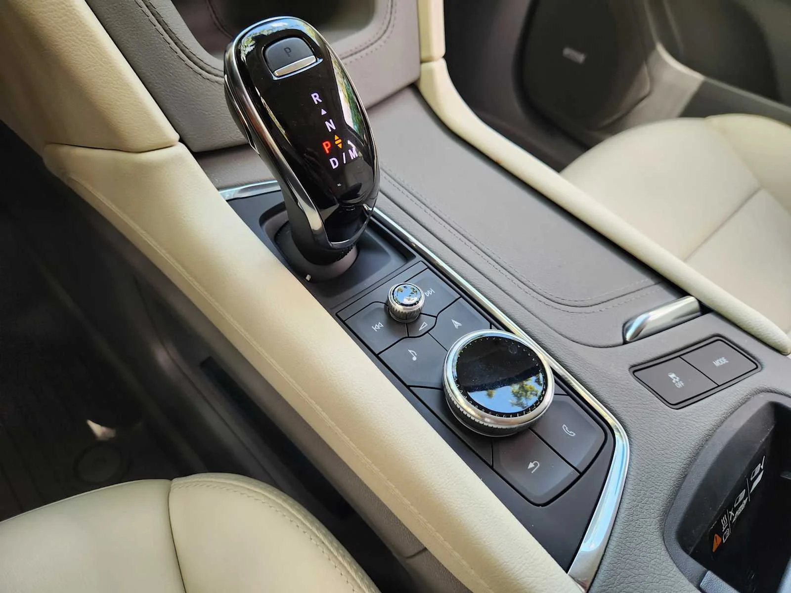 2026 Cadillac XT5 Premium Luxury - Photo 14