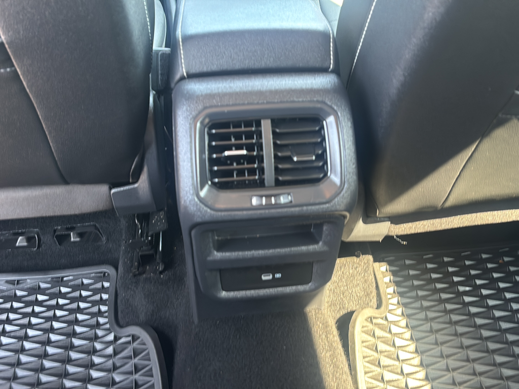 Certified Used 2023 Black Volkswagen 1.5T SE image 17