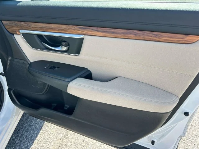 Used 2019  Honda EX image 22