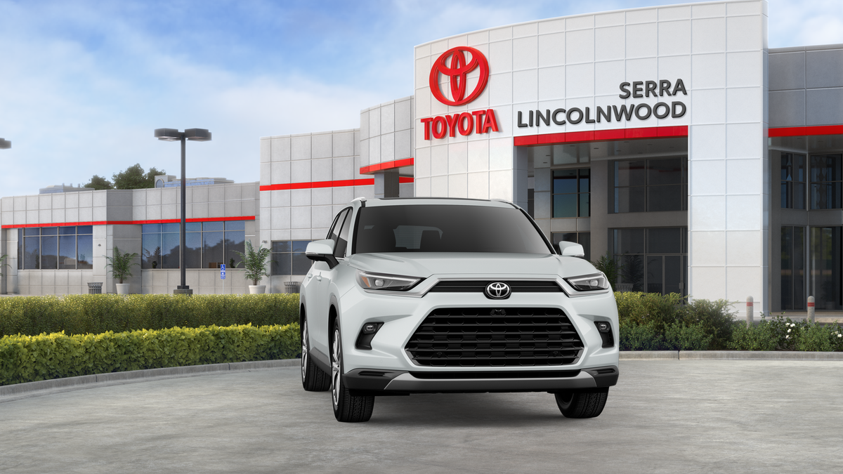 New 2026 Wind Chill Pearl Toyota Platinum image 16