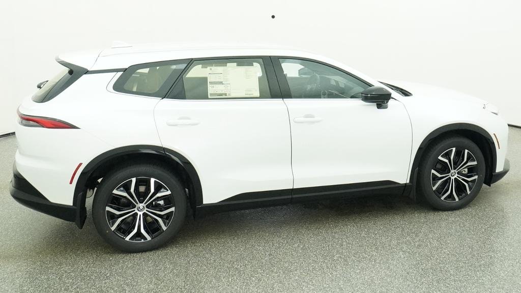 New 2026 Oxygen White Toyota XLE image 46