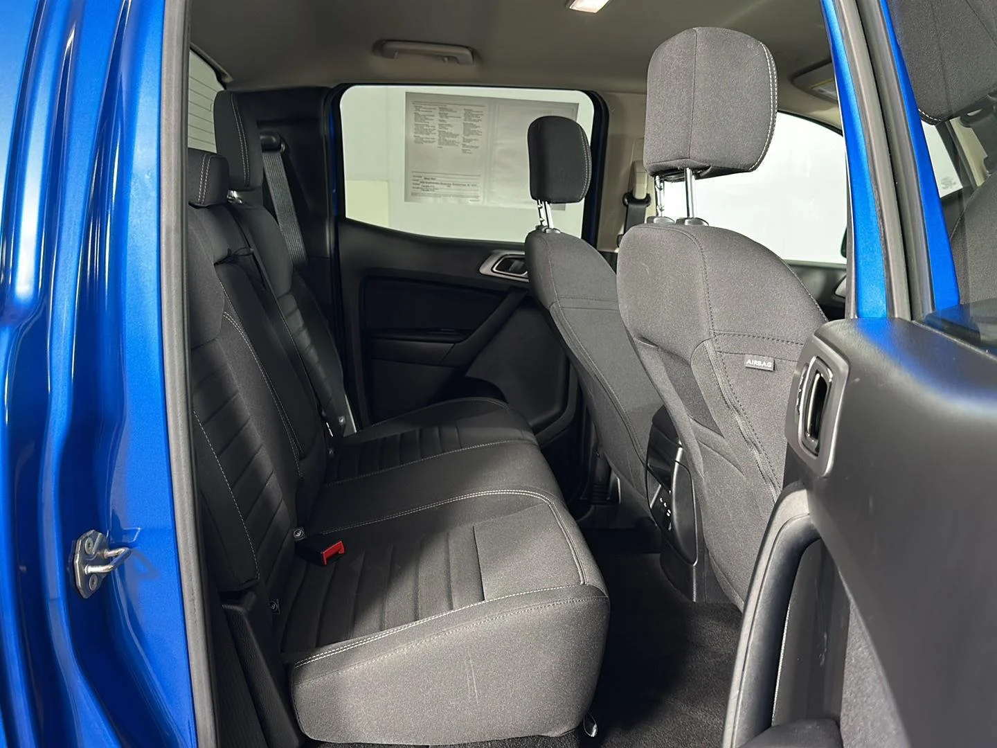 Used 2022 Velocity Blue Ford XLT image 28