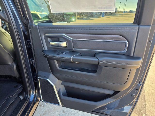 2026 RAM 2500 Laramie - Photo 11