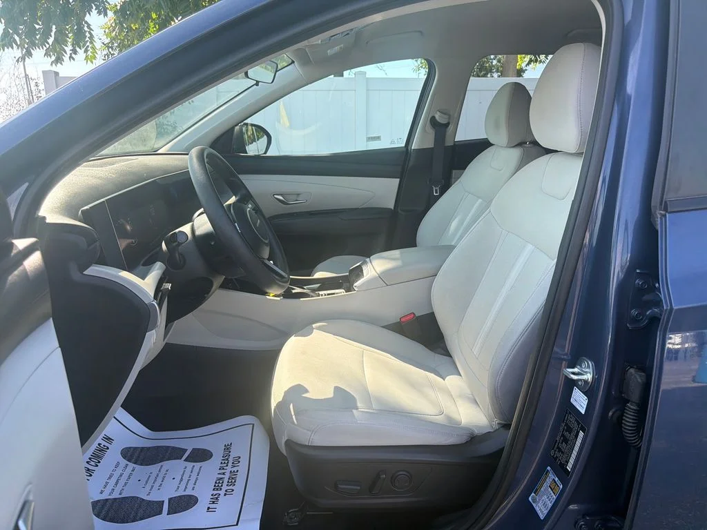 Used 2025 Blue Hyundai SEL image 10