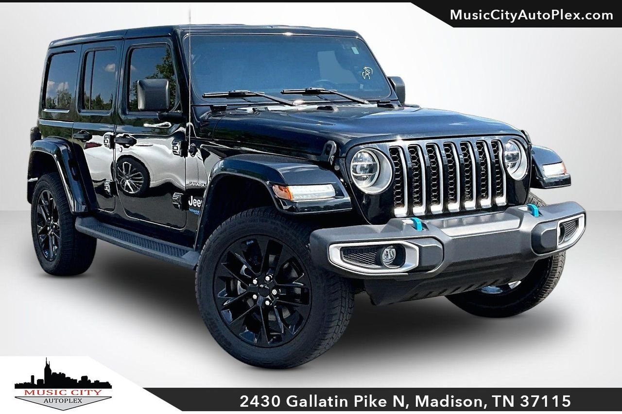Used 2022 Black Clearcoat Jeep Unlimited Sahara 4x4 image 1