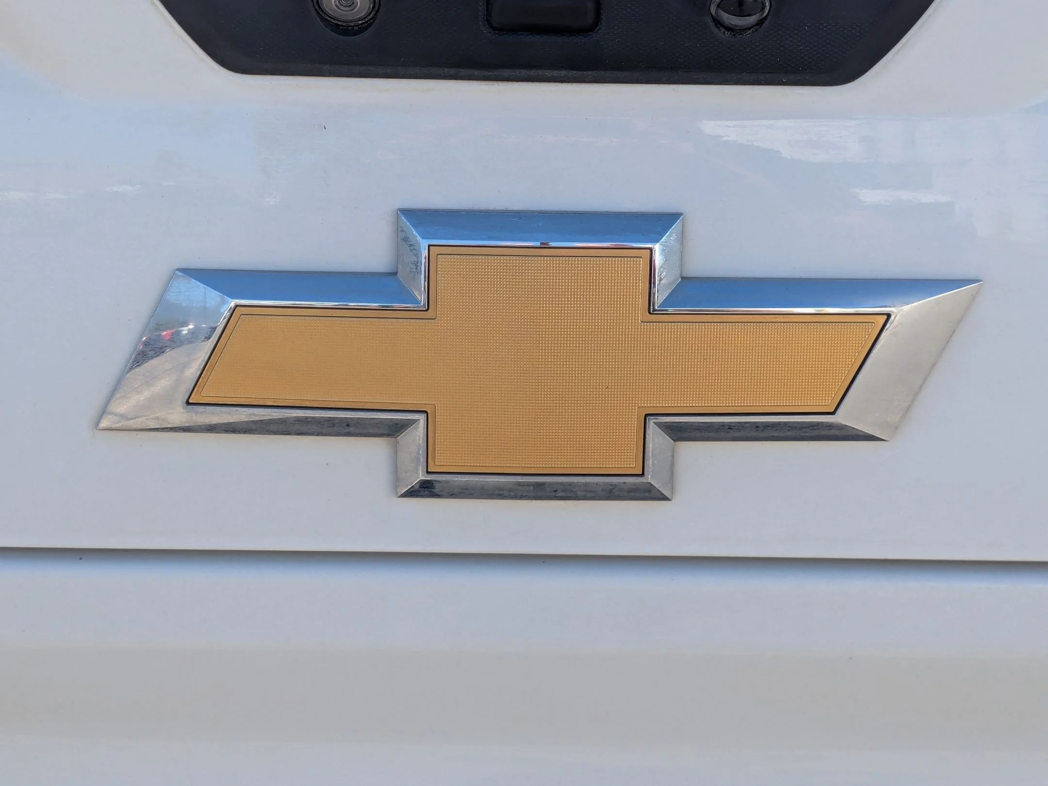 Used 2022 Summit White Chevrolet LT image 13