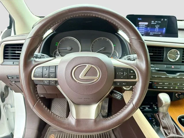 Used 2019 White Lexus 350 image 12