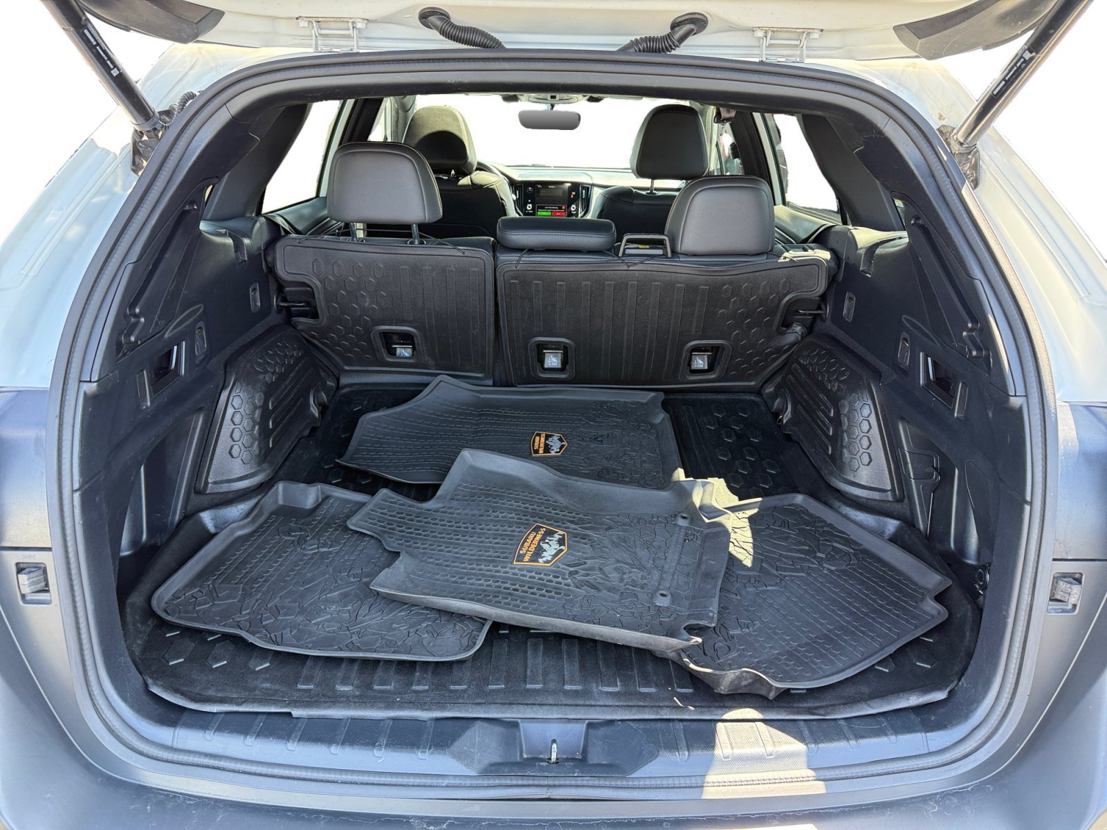 Used 2022 Crystal White Pearl Subaru Wilderness image 17