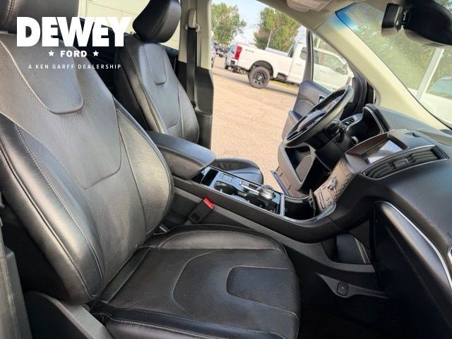 Used 2020 Burgundy Ford Titanium image 37