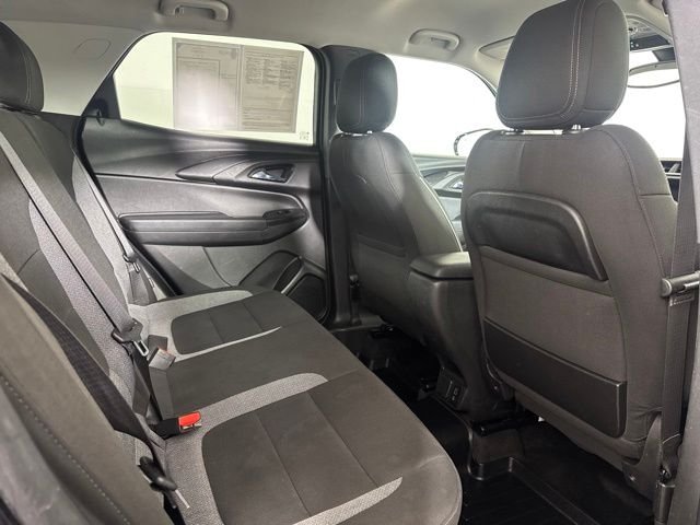 Used 2022 Black Chevrolet LT image 5