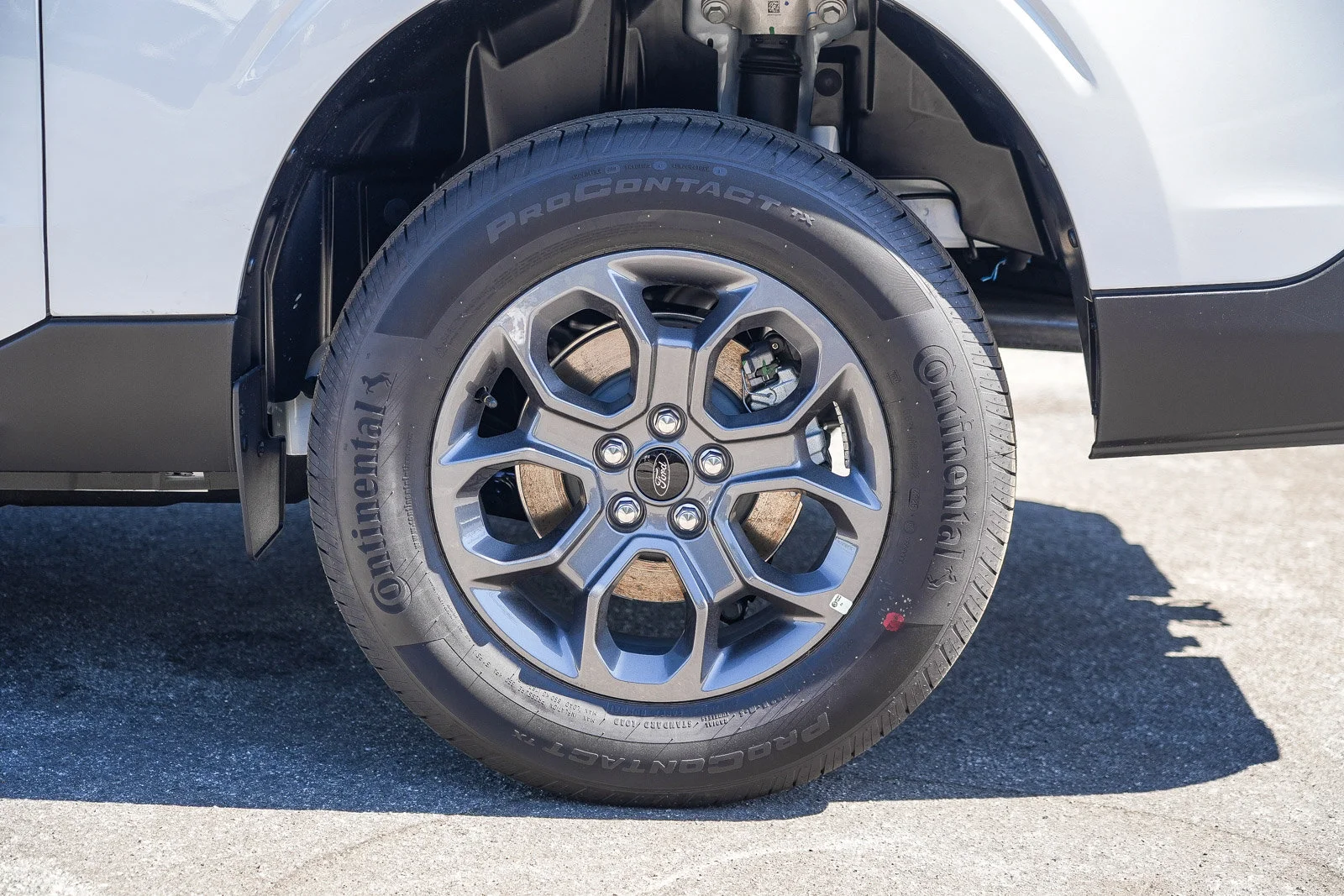 New 2026 Oxford White Ford XLT image 11