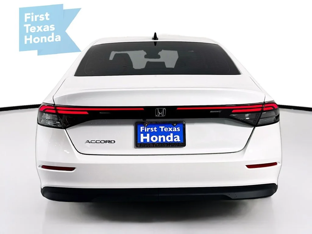 New 2026 Platinum White Pearl Honda SE image 6