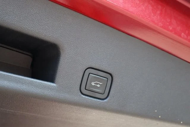 Used 2025 Radiant Red Tintcoat Chevrolet LT image 34