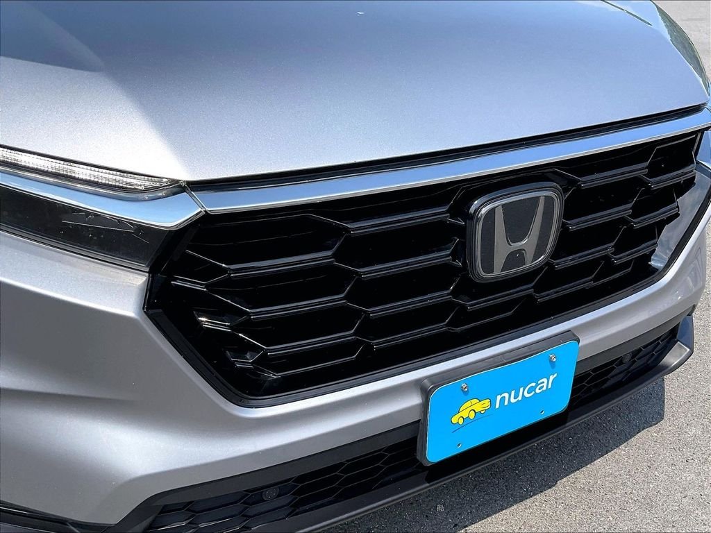 Used 2024 Silver Honda EX-L image 31