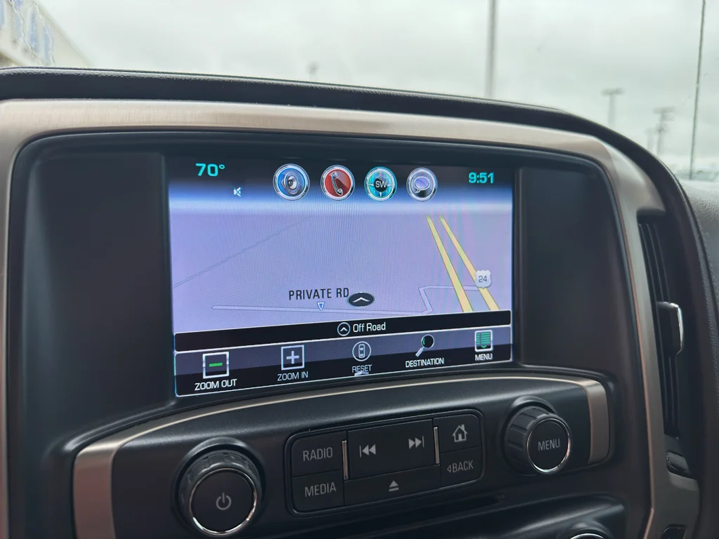 Used 2017 Onyx Black GMC Denali image 23