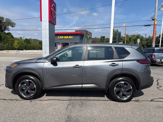Used 2024 Gray Nissan SV image 8