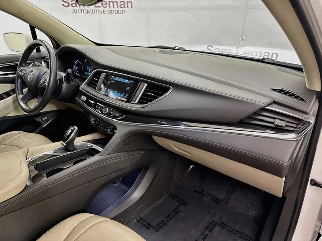 Certified Used 2018 White Frost Tricoat Buick Essence image 29