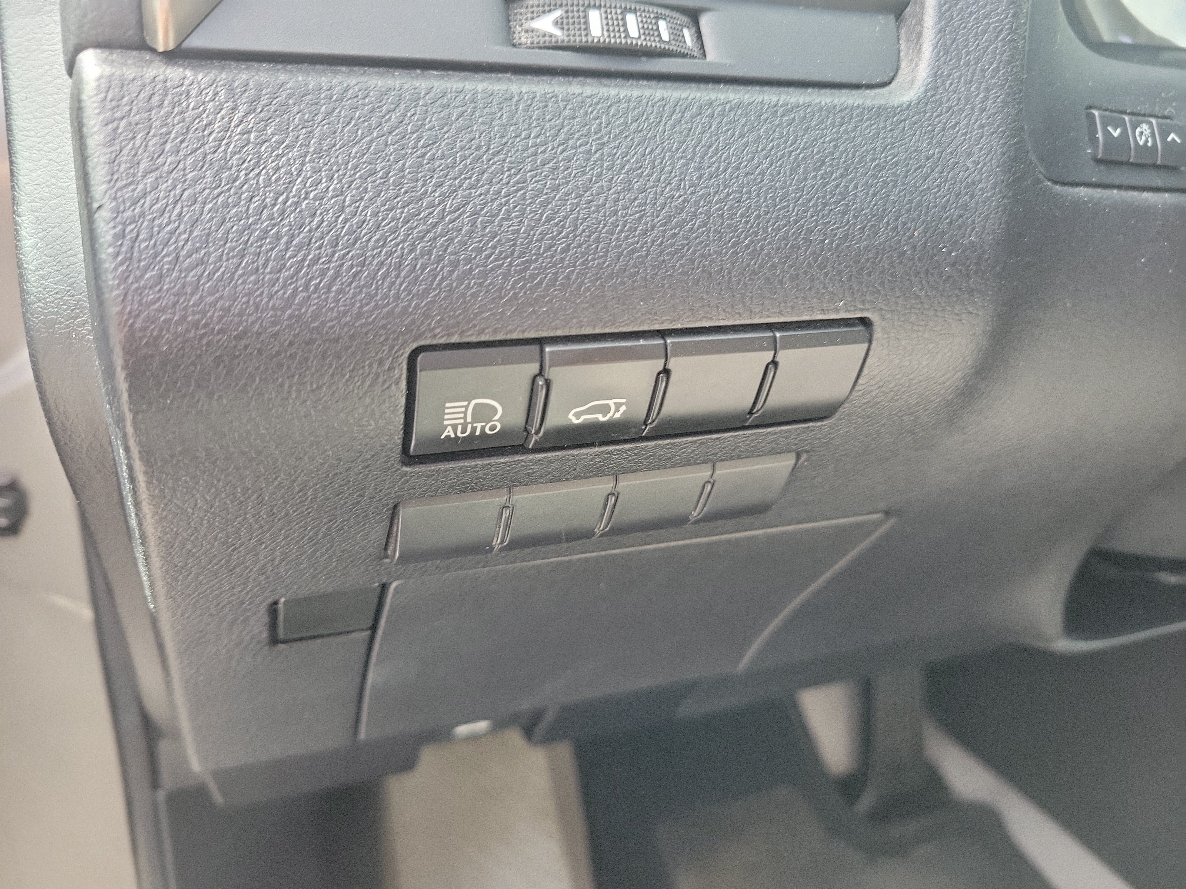 Used 2019 Silver Lexus RX 350 image 25