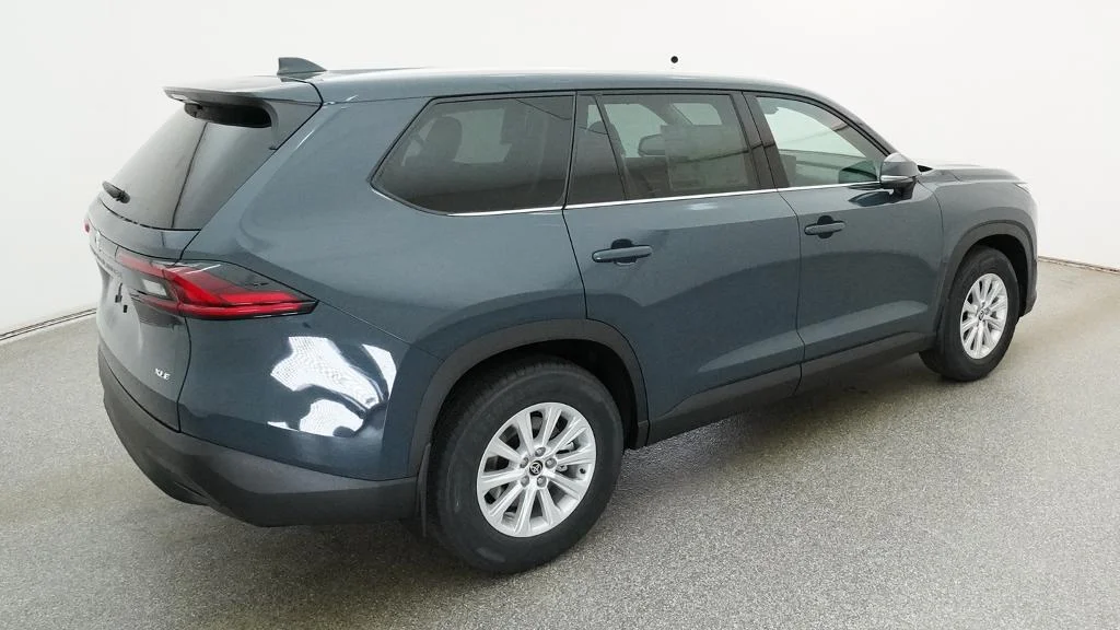 New 2026 Storm Cloud Toyota XLE image 18