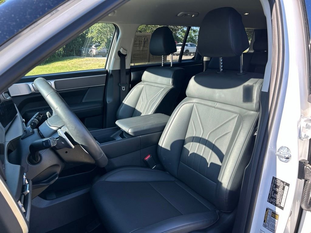 Used 2026 White Hyundai SEL image 20