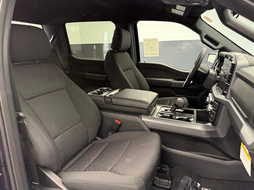 New 2026 Antimatter Blue Metallic Ford XLT image 70