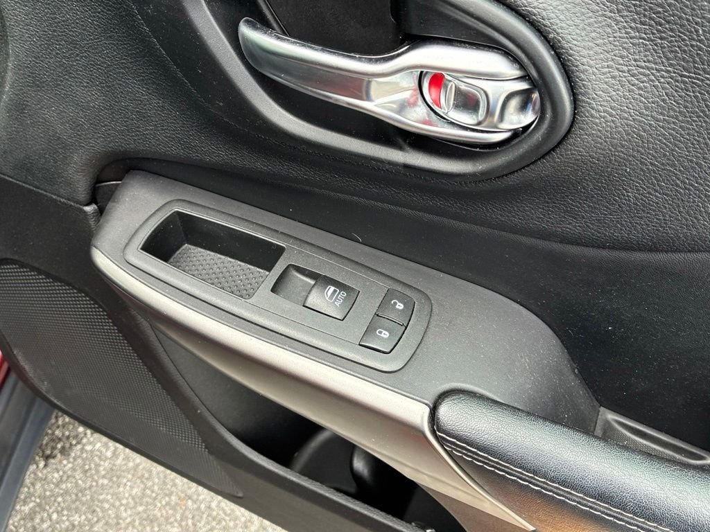 Used 2021 Red Jeep Limited image 45