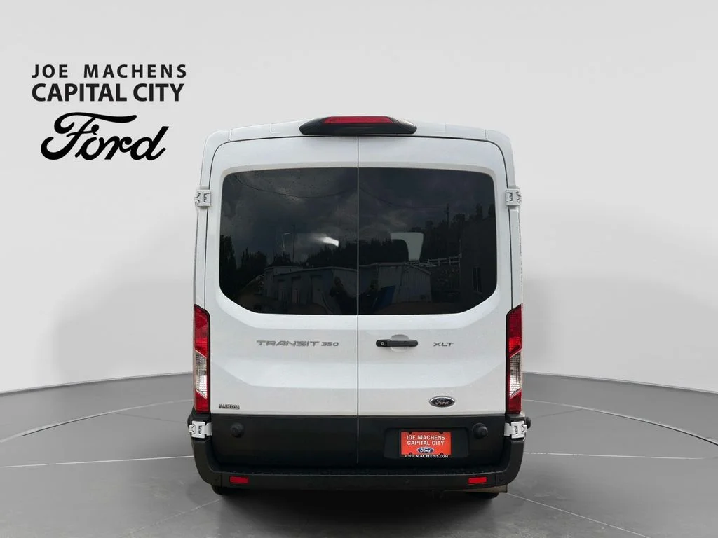 Used 2024 Oxford White Ford XLT image 6