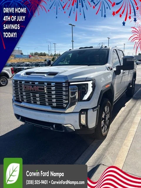 2025 GMC Sierra 4WD Crew Cab Standard Box Denali's photo