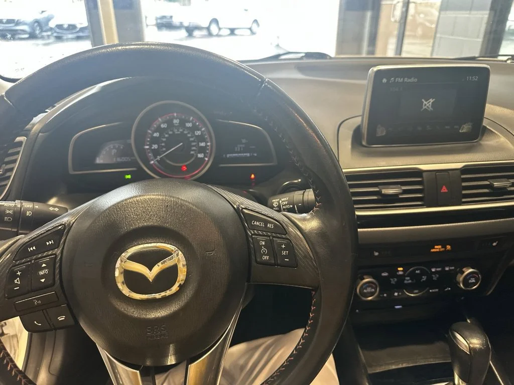 Used 2016 Snowflake White Pearl Mazda i Grand Touring image 8