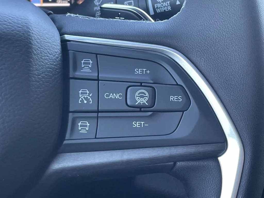 New 2026 Bright White Clearcoat Jeep Altitude image 32