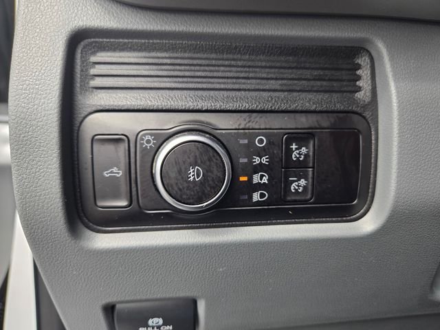 Used 2026 White Ford XL image 19