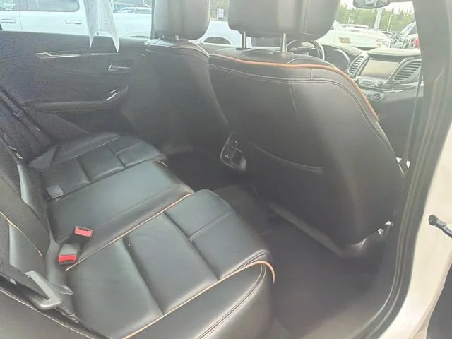 Used 2014 White Diamond Tricoat Chevrolet LTZ image 12