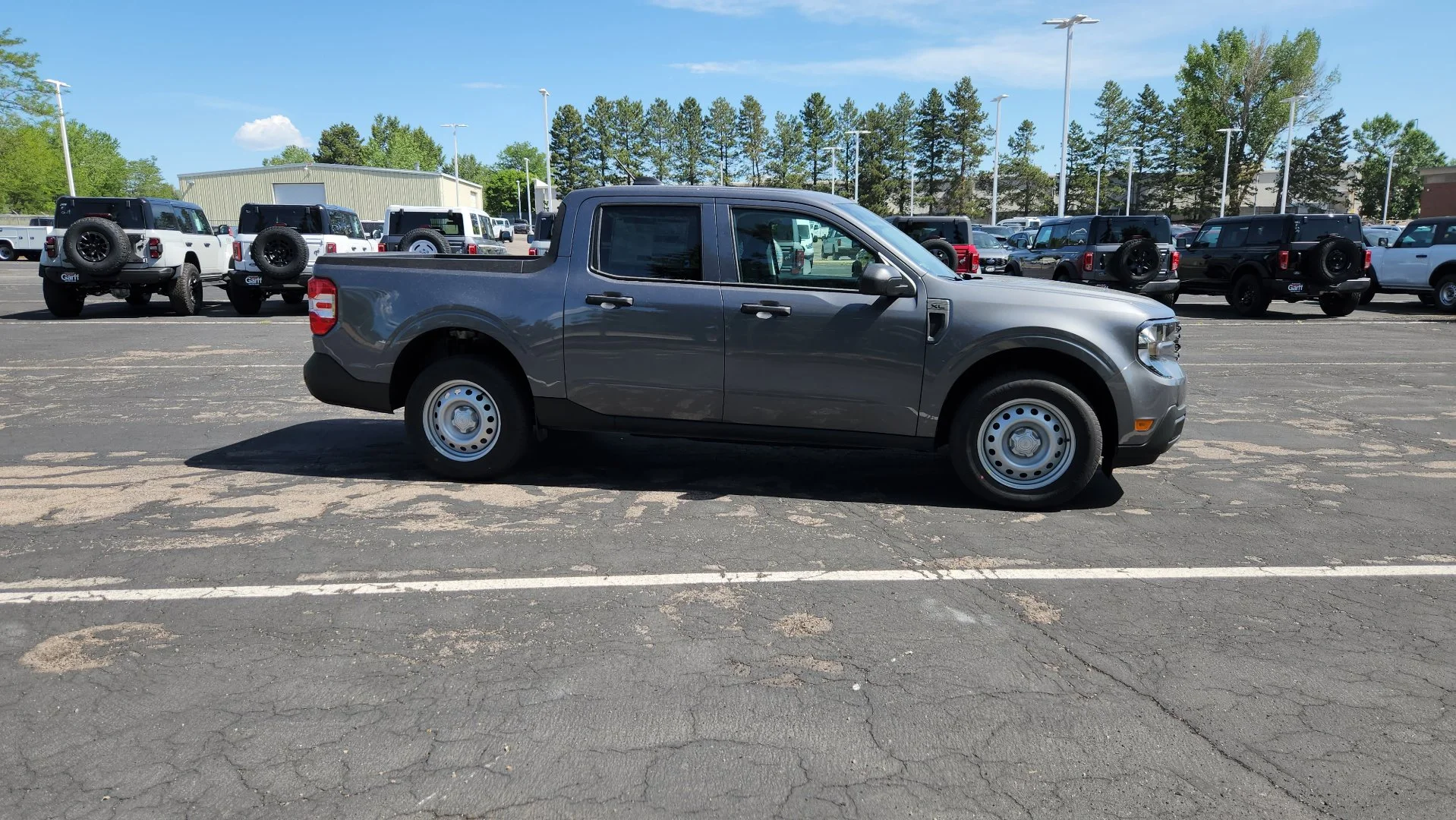 New 2026 Carbonized Gray Metallic Ford XL image 8