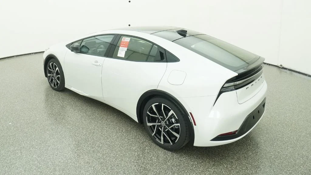 New 2026 Wind Chill Pearl Toyota XSE Premium image 17