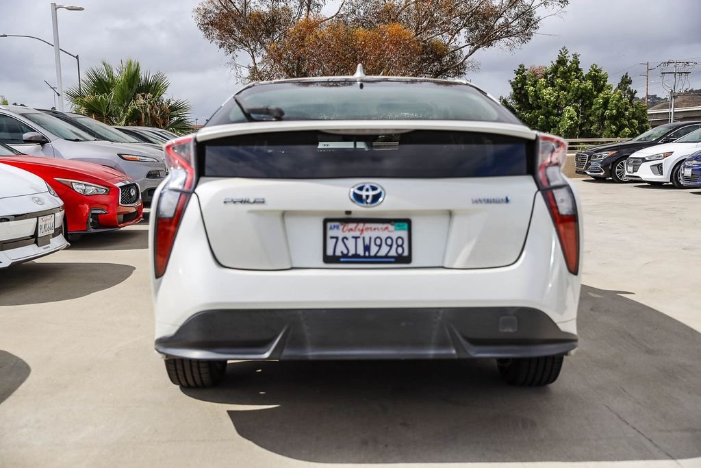 Used 2016 White Toyota Three Touring image 6