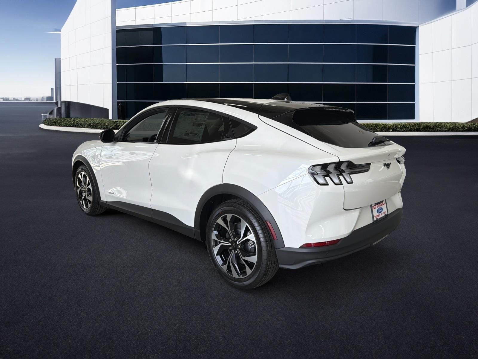 New 2026 Star White Metallic Tri-coat Ford Select image 3