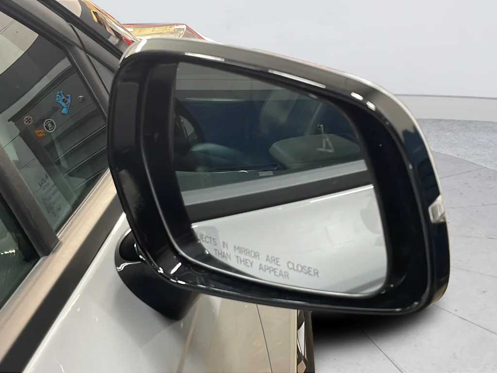 Used 2025 White Kia EX image 37