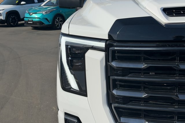 Used 2026 Summit White GMC AT4 image 4
