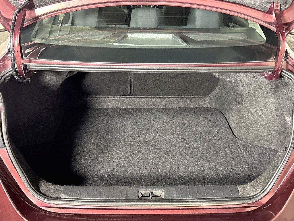 Used 2023 Rosewood Nissan SV image 20
