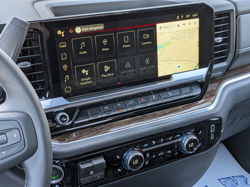 New 2026 Summit White GMC SLE image 17