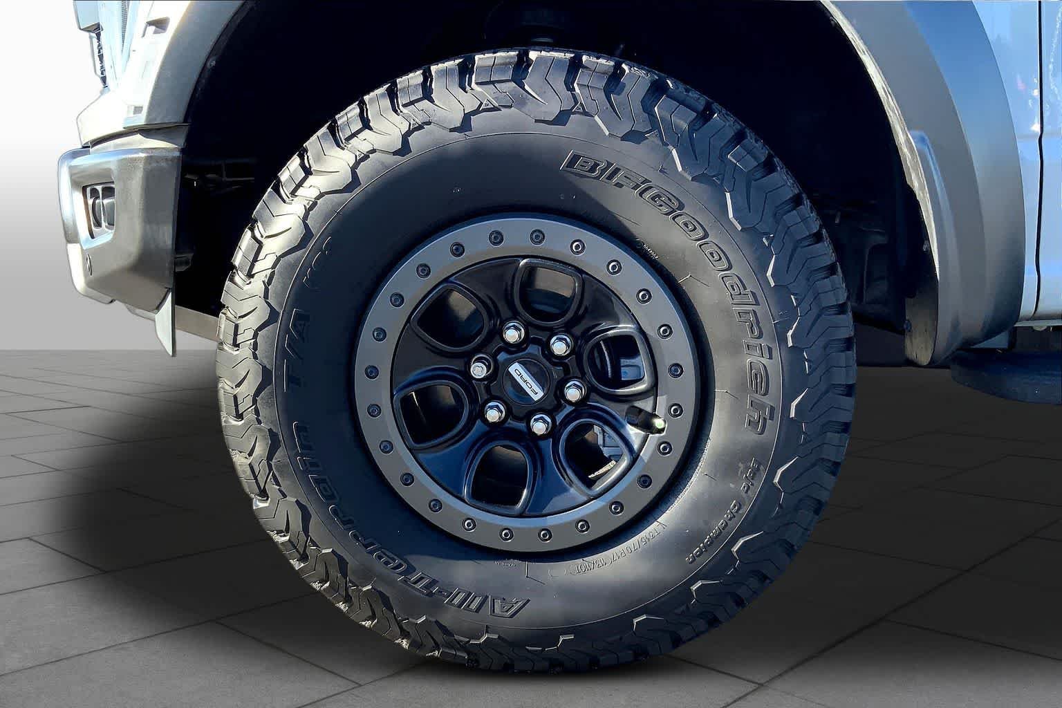 Used 2023 Avalanche Ford Raptor image 12